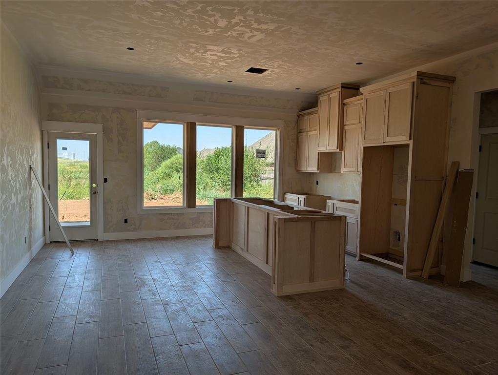 4905 Limestone Drive Property Photo 4