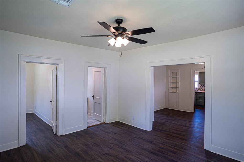 407 S 8th Street Property Photo 4