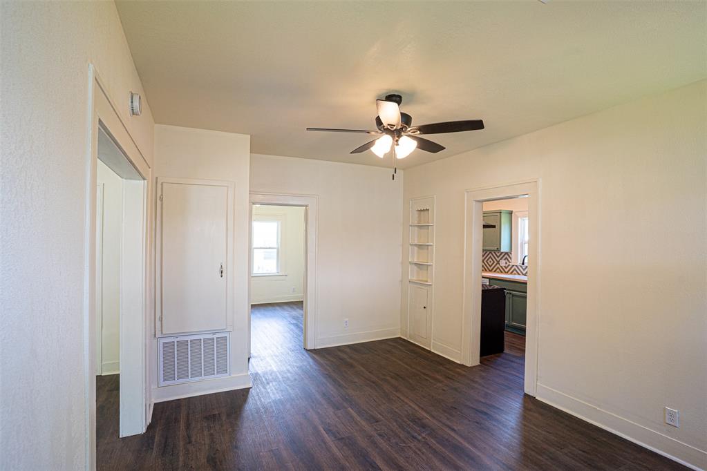 407 S 8th Street Property Photo 16