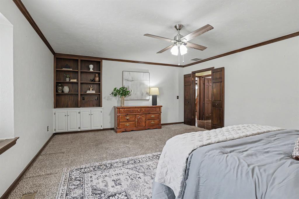 808 Glenridge Drive Property Photo 27