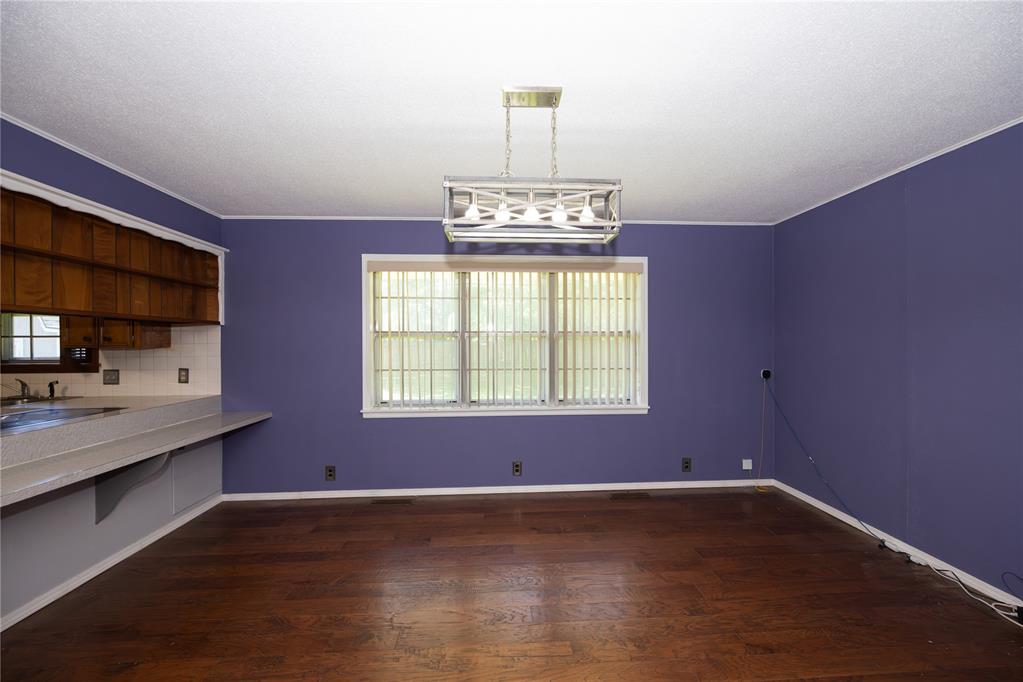 1020 S Rose Avenue Property Photo 8