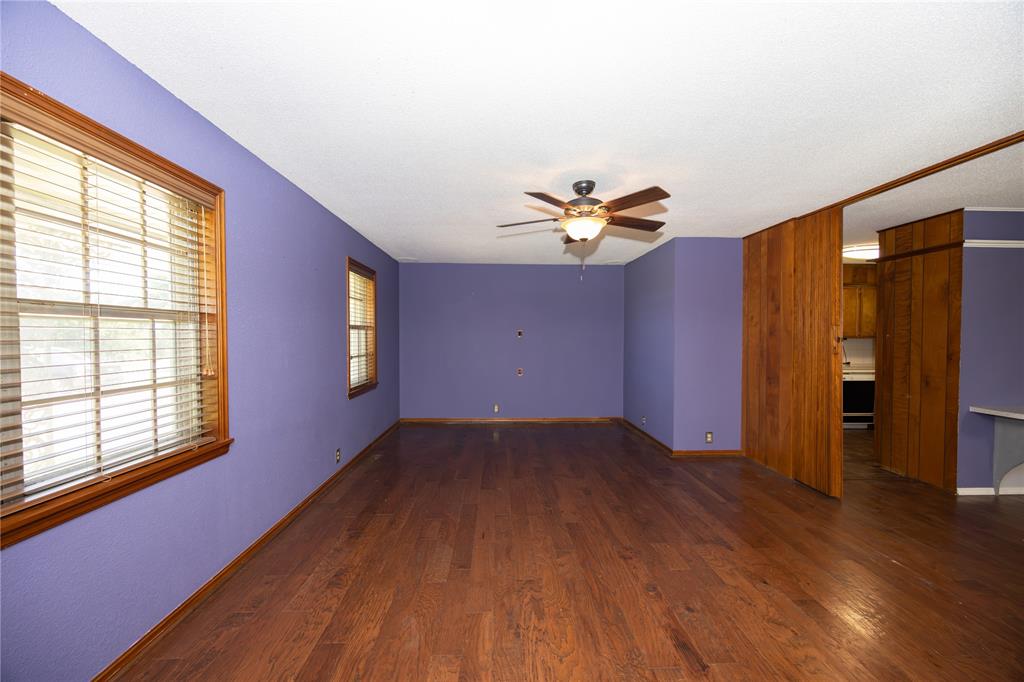 1020 S Rose Avenue Property Photo 10