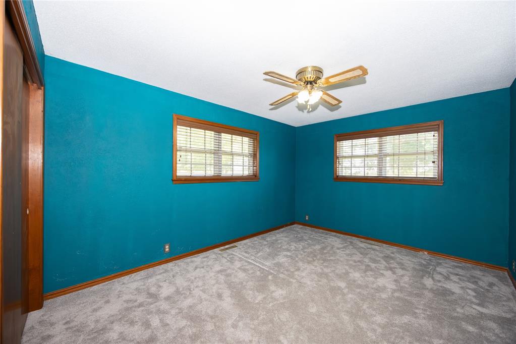1020 S Rose Avenue Property Photo 16
