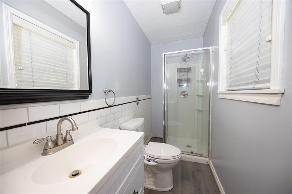 1020 S Rose Avenue Property Photo 18