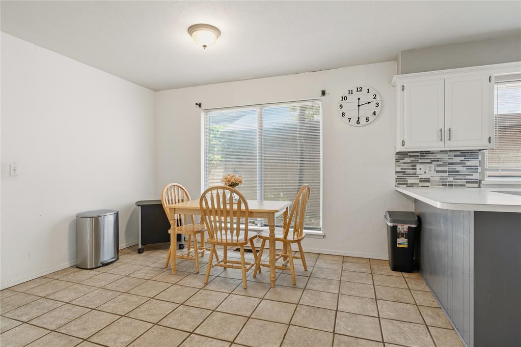 8900 Lansbrook Lane Property Photo 16