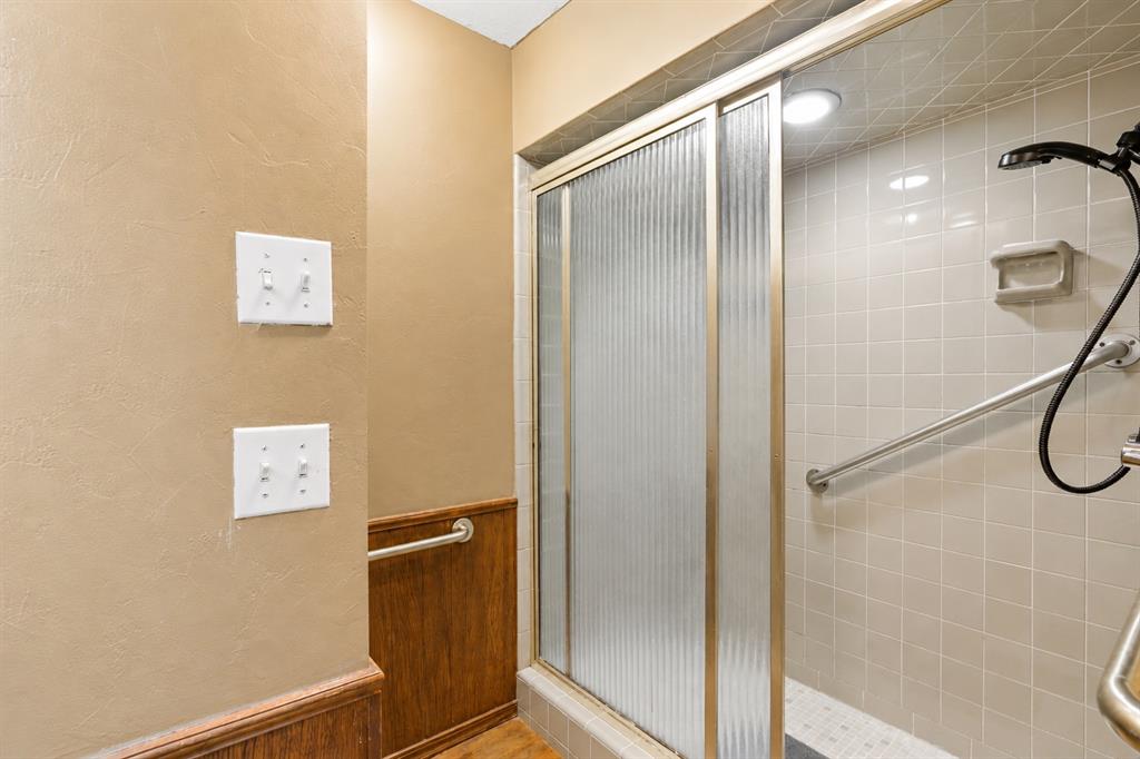 8900 Lansbrook Lane Property Photo 23