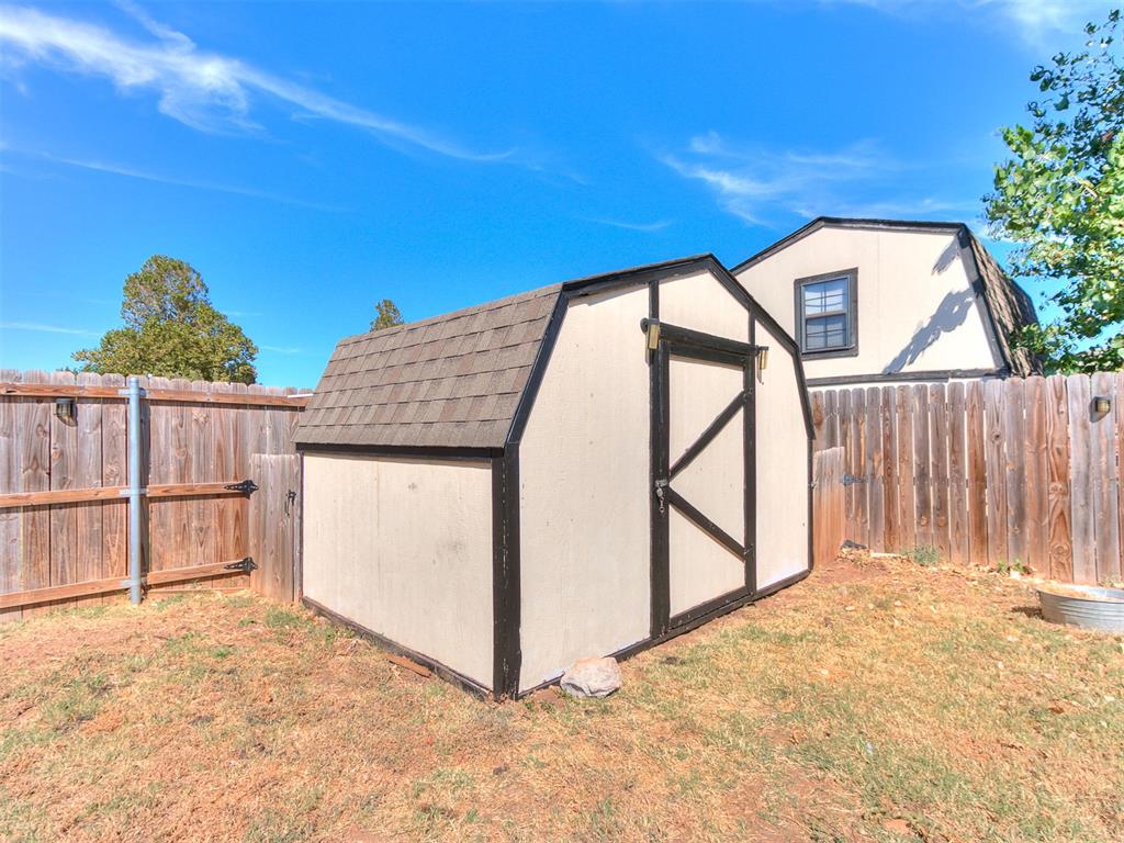 11 Concord Boulevard Property Photo 15
