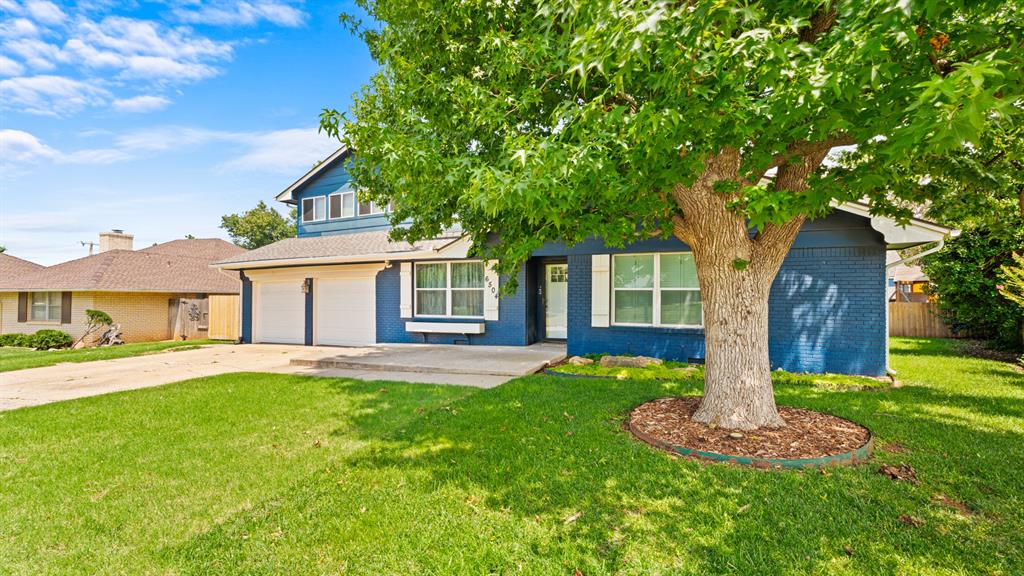 6504 N Omaha Avenue Property Photo 6