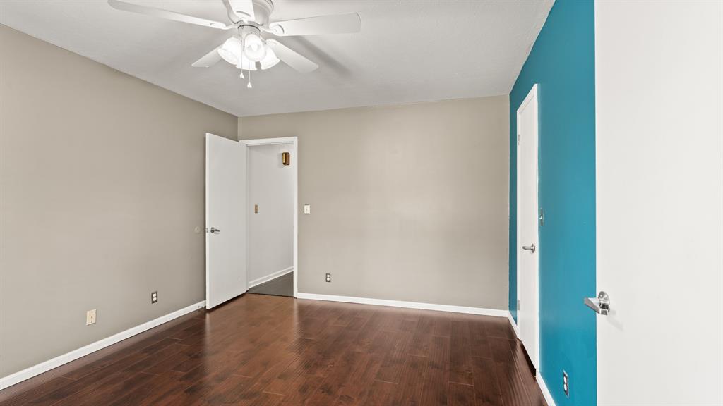 6504 N Omaha Avenue Property Photo 31