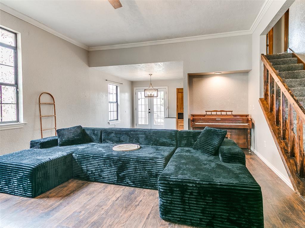 912 N Avery Drive Property Photo 3