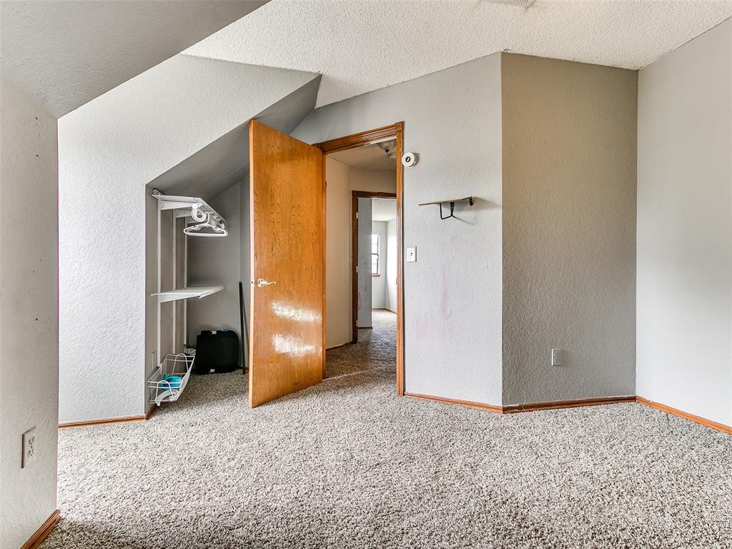 912 N Avery Drive Property Photo 32