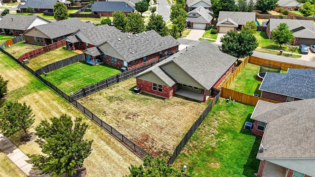 18109 Montoro Way Property Photo 7