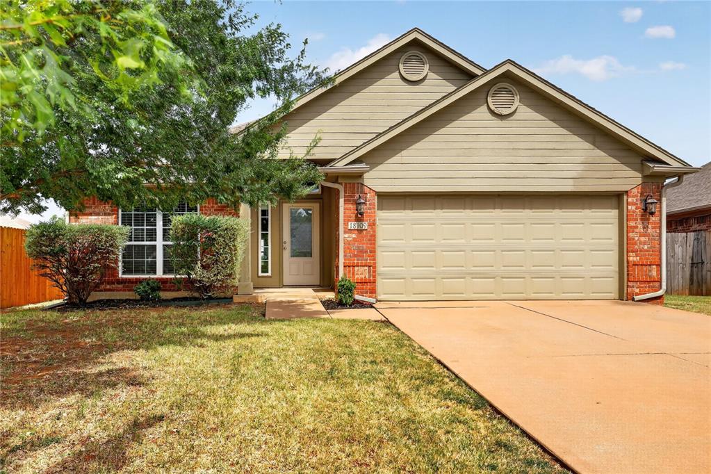 18109 Montoro Way Property Photo 8