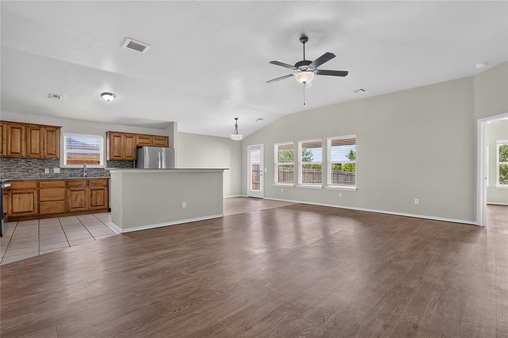 18109 Montoro Way Property Photo 21