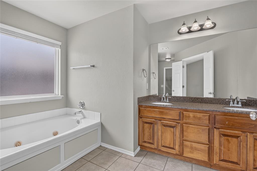 18109 Montoro Way Property Photo 26