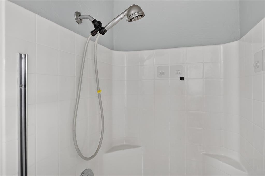 18109 Montoro Way Property Photo 29