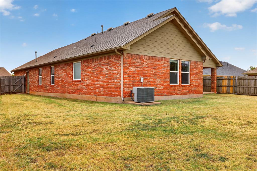 18109 Montoro Way Property Photo 44