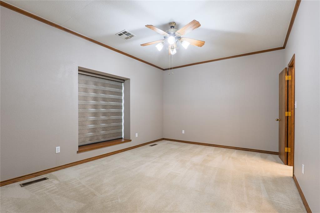 536 Lakeside Court Property Photo 22