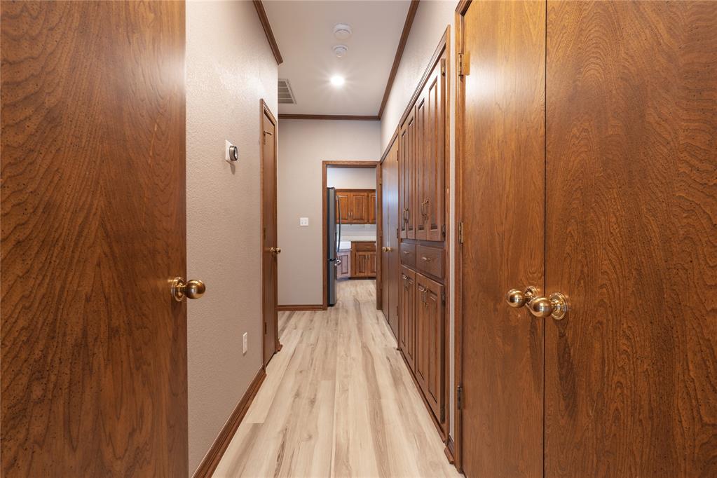 536 Lakeside Court Property Photo 24