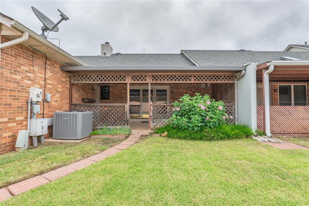 536 Lakeside Court Property Photo 32