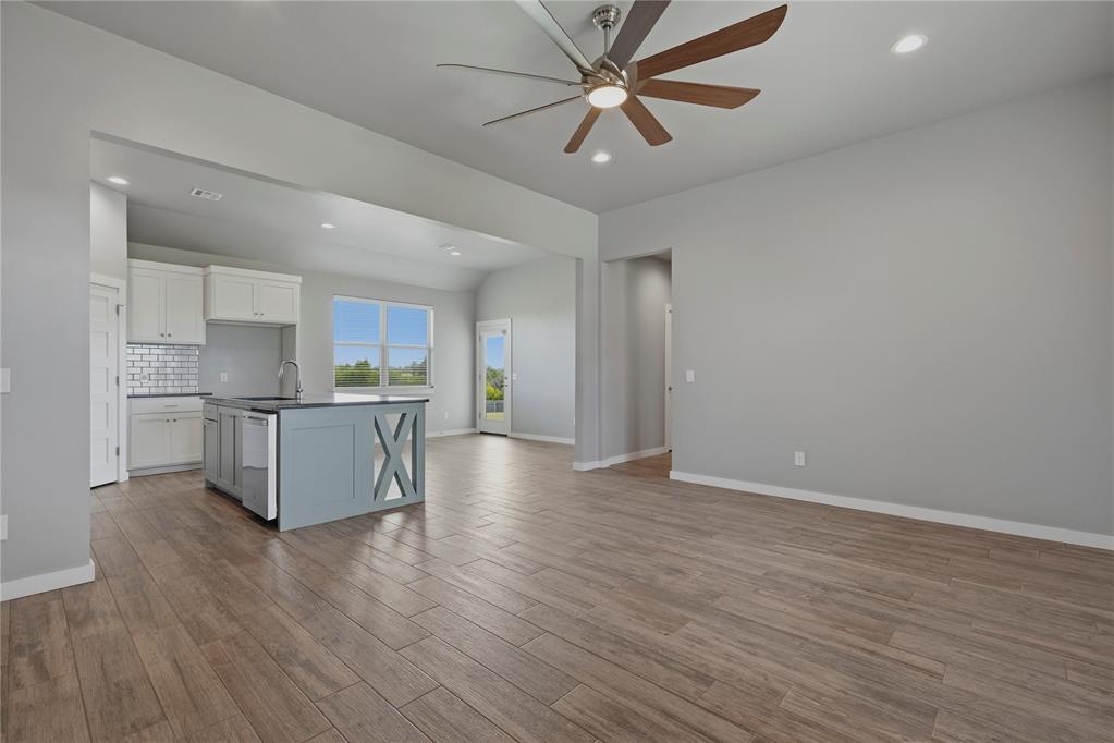 17319 290th Street Street Property Photo 6