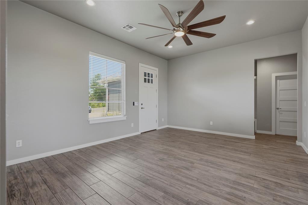 17319 290th Street Street Property Photo 8