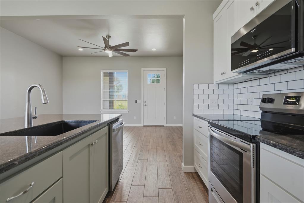 17319 290th Street Street Property Photo 13
