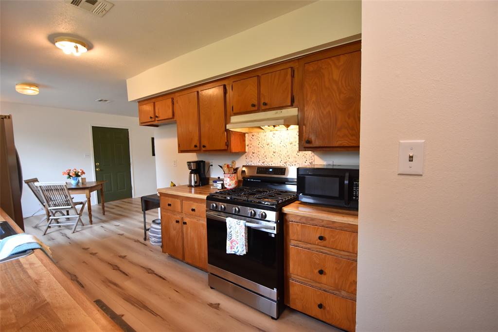 930 N Alex Noon Street Property Photo 16