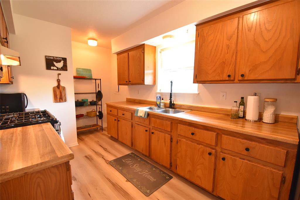 930 N Alex Noon Street Property Photo 18