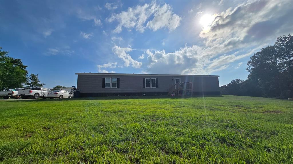 16840 S Spring Hill Drive Property Photo 3