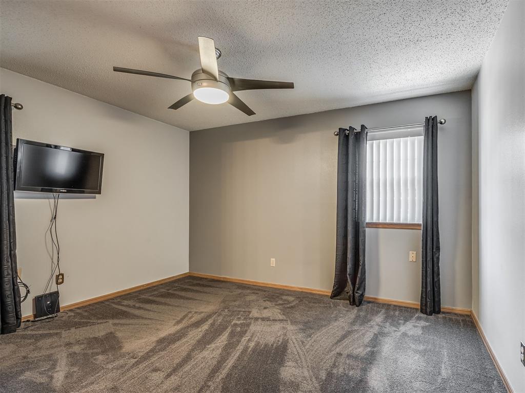 6309 S Robinson Drive Property Photo 16