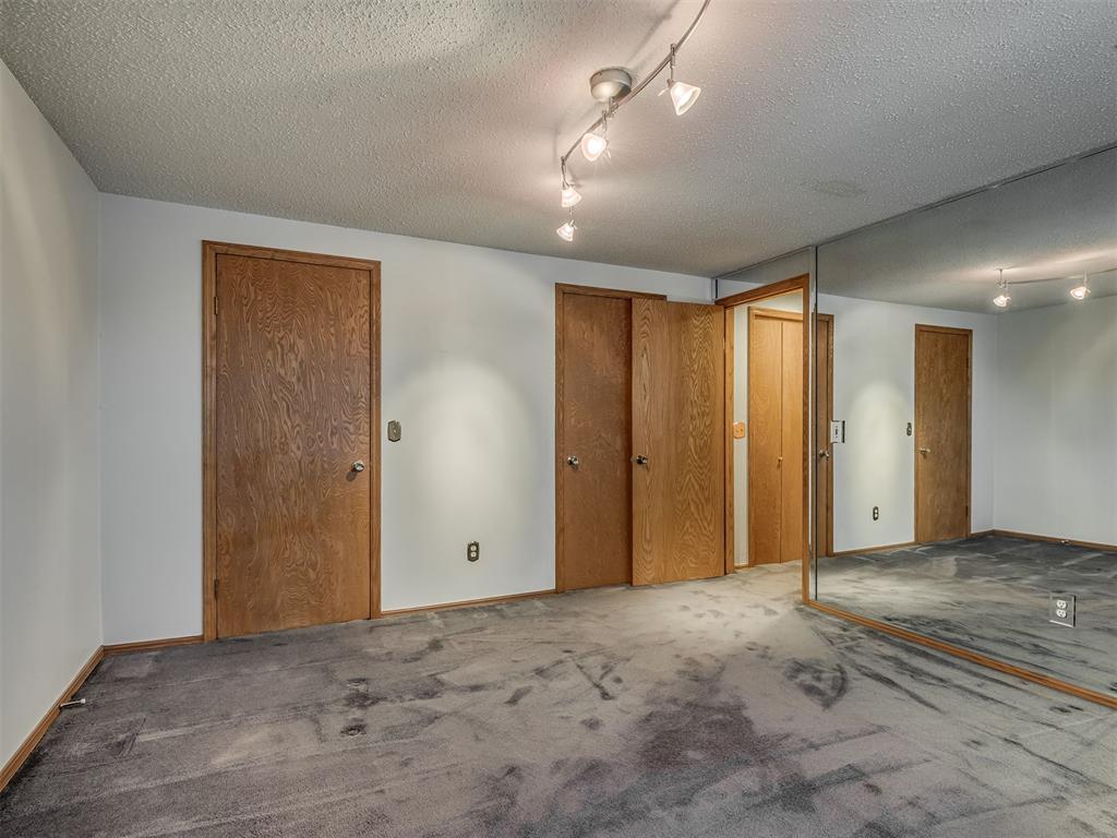 6309 S Robinson Drive Property Photo 24