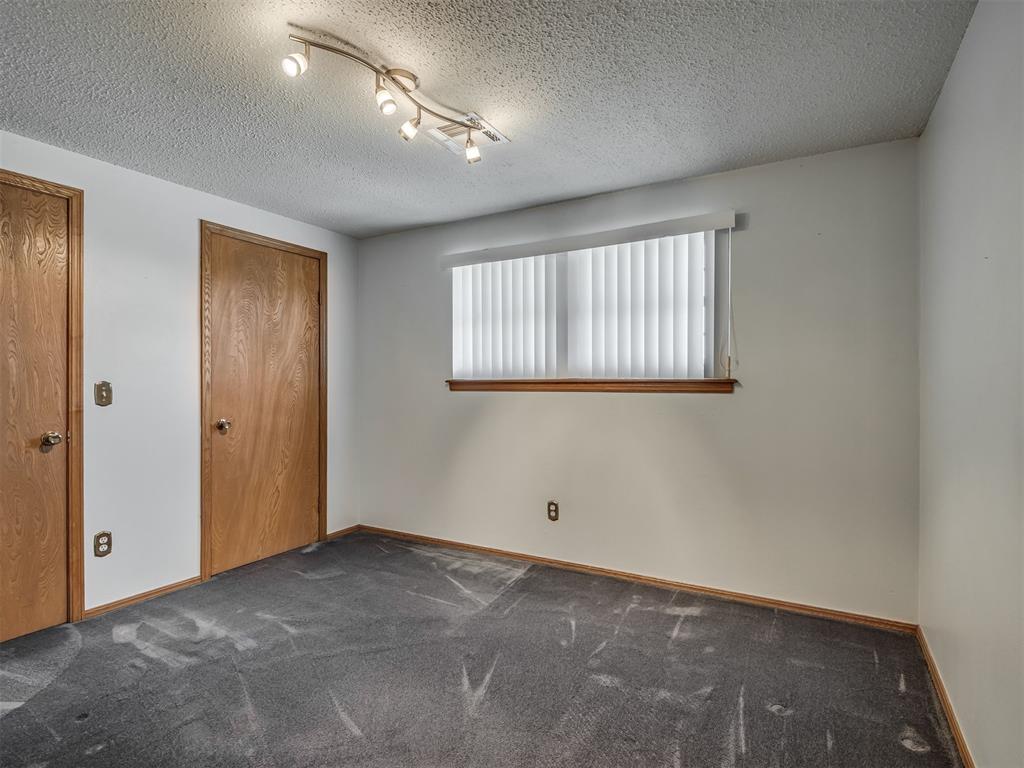 6309 S Robinson Drive Property Photo 28