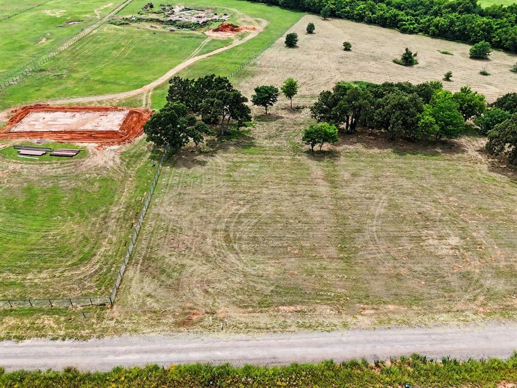 6256 Lake Breeze Drive Property Photo 16