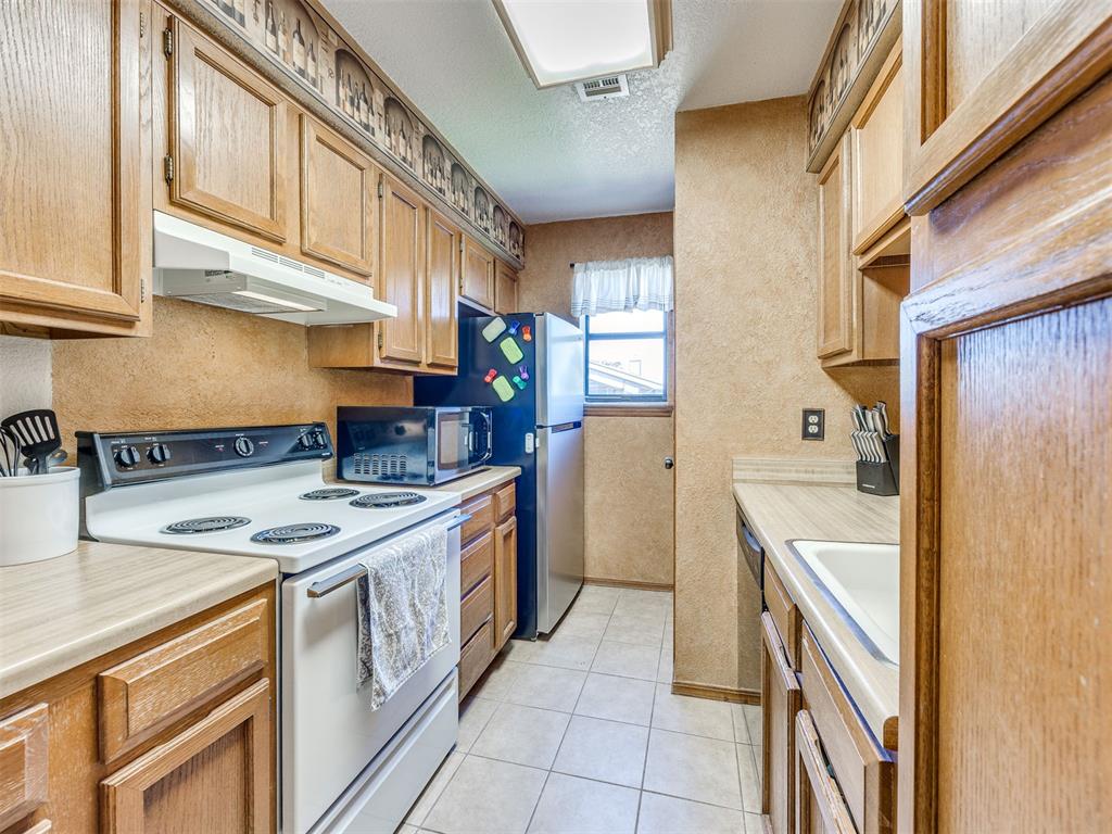 11421 Springhollow Road 1102 Property Photo 8