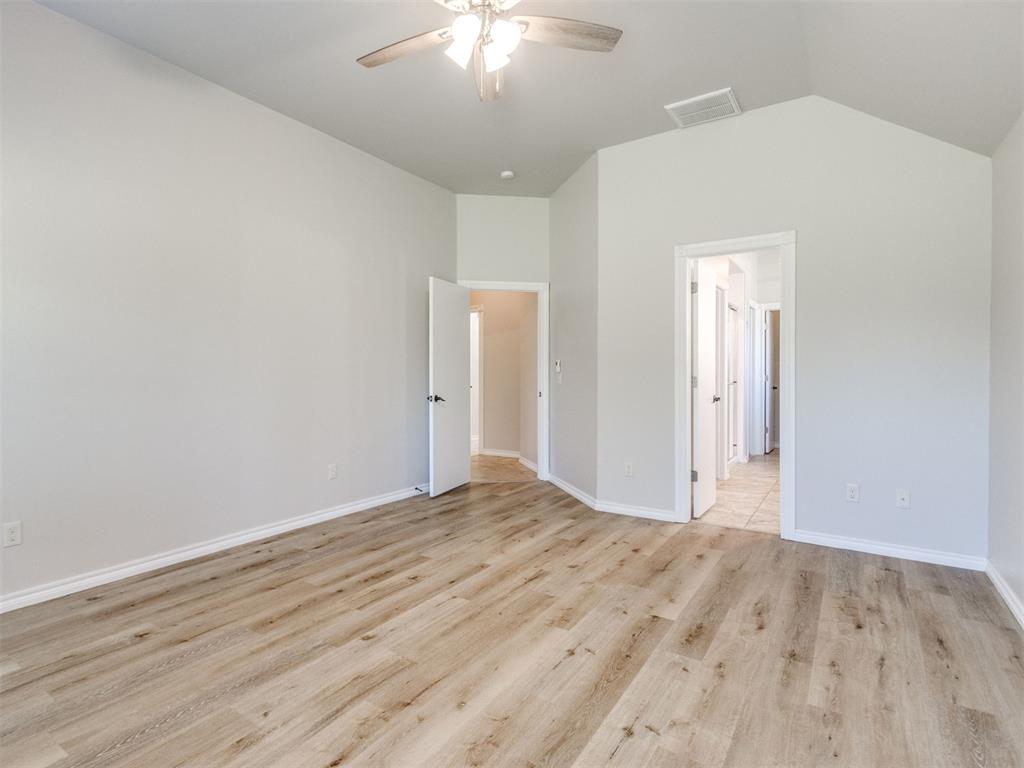 1059 Fox Run Lane Property Photo 21
