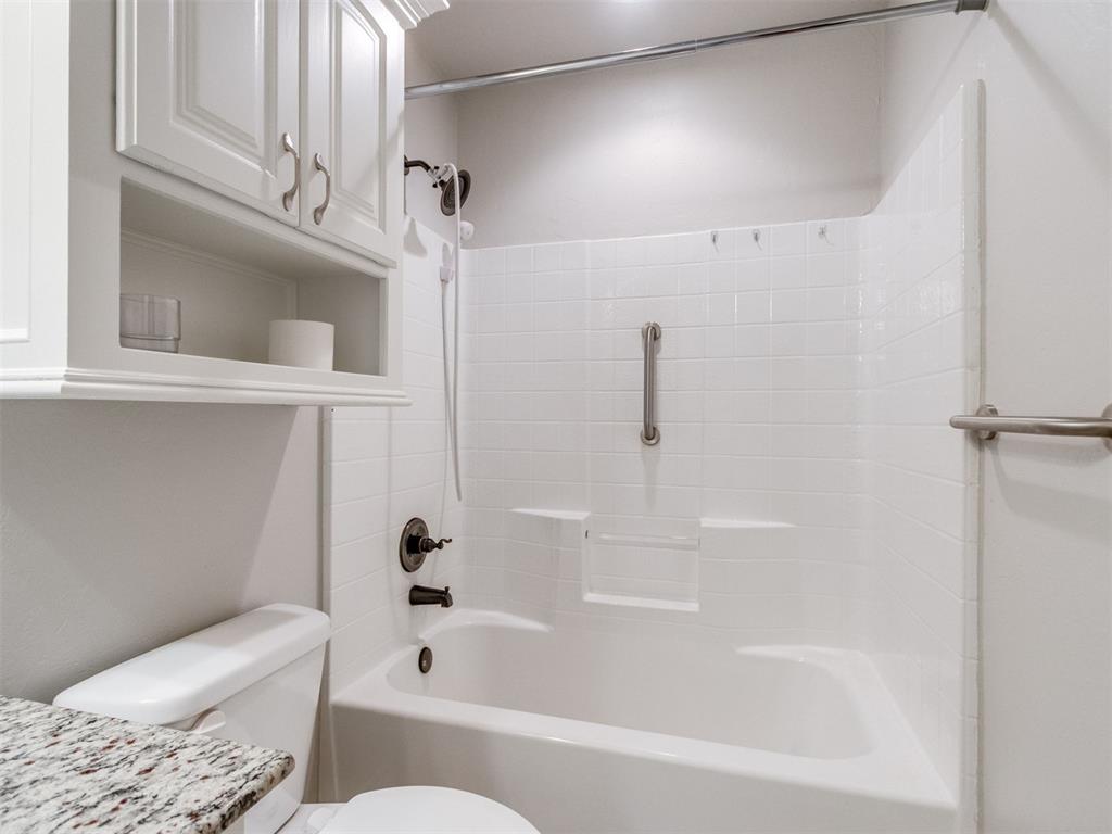 1059 Fox Run Lane Property Photo 33