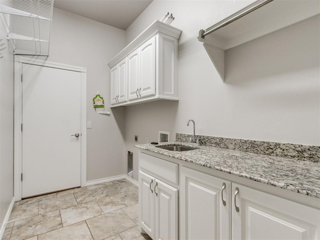 1059 Fox Run Lane Property Photo 37