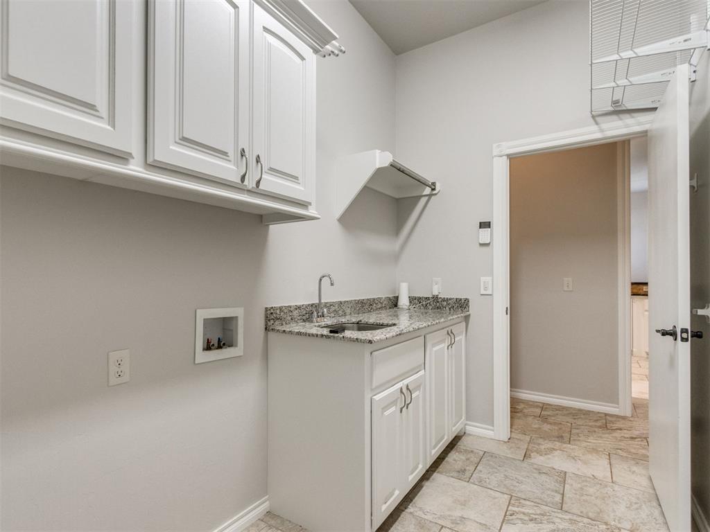 1059 Fox Run Lane Property Photo 38