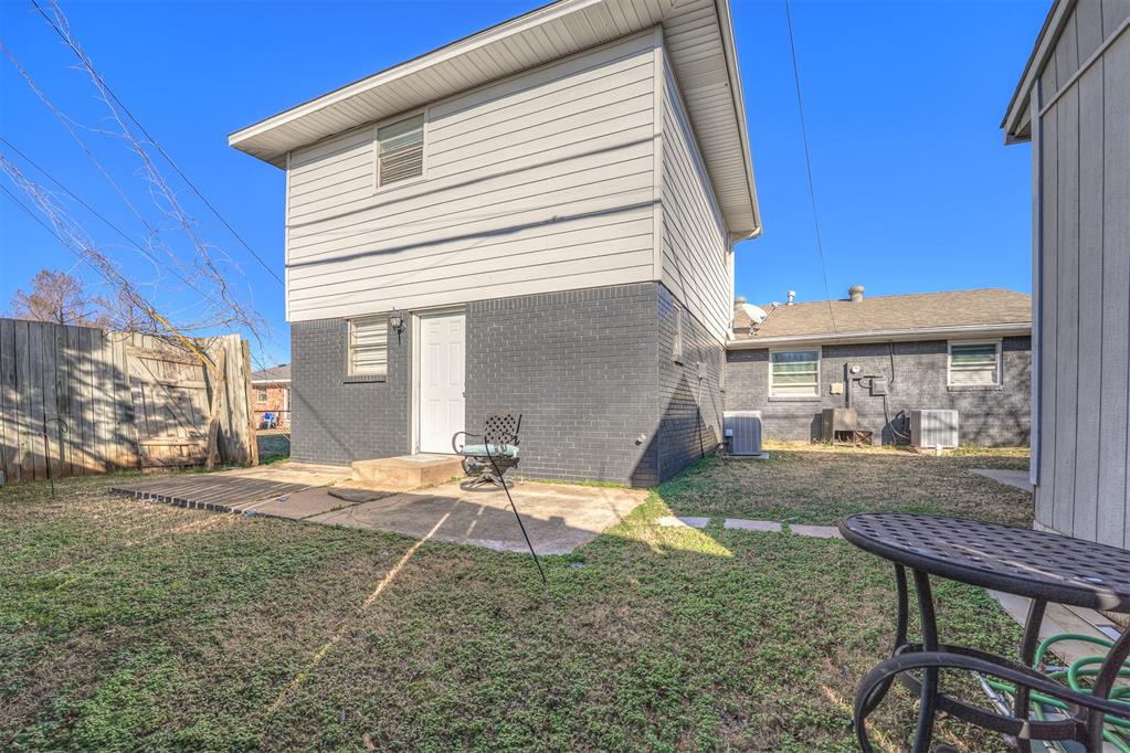 3105 N Viewpoint Drive Property Photo 2