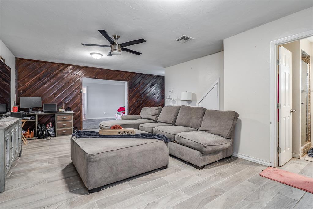 3105 N Viewpoint Drive Property Photo 15