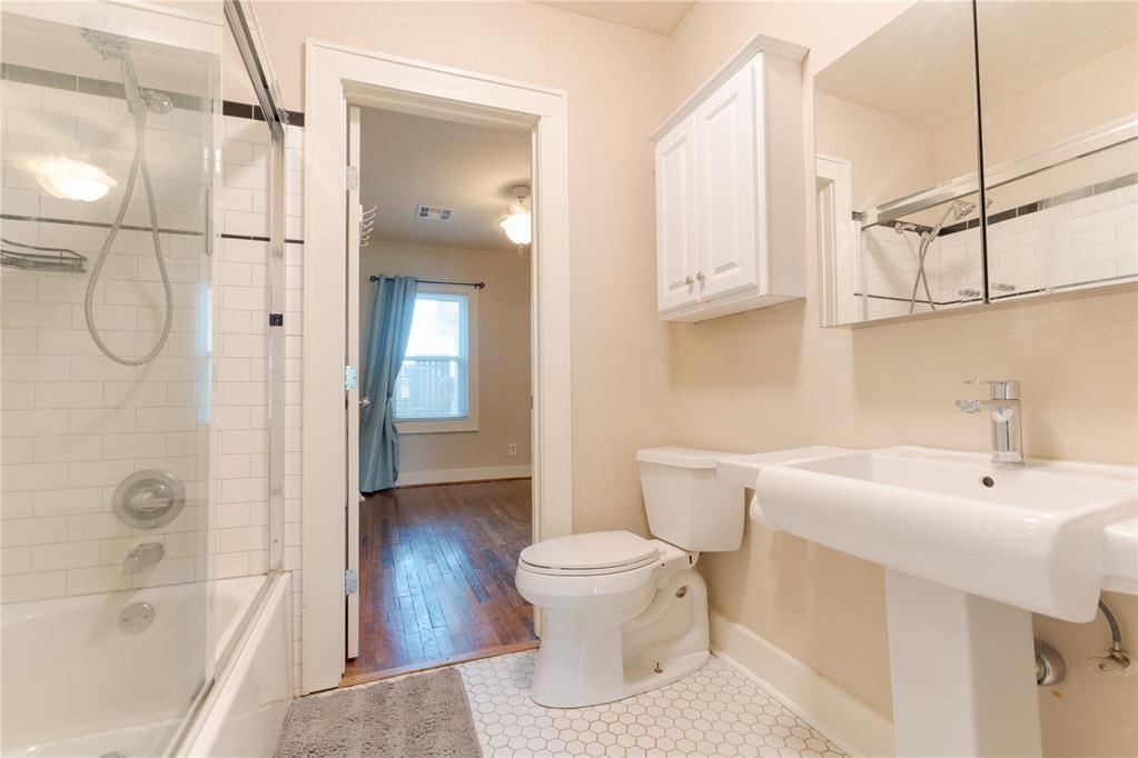 2732 W Park Place Property Photo 19