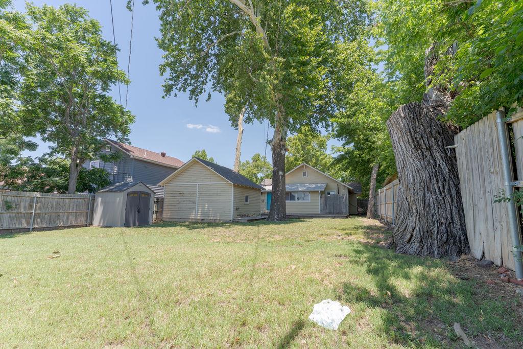 2732 W Park Place Property Photo 25