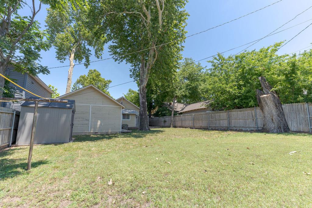 2732 W Park Place Property Photo 26