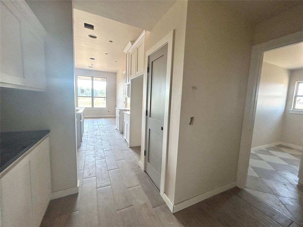1901 Hamzas Court Property Photo 4