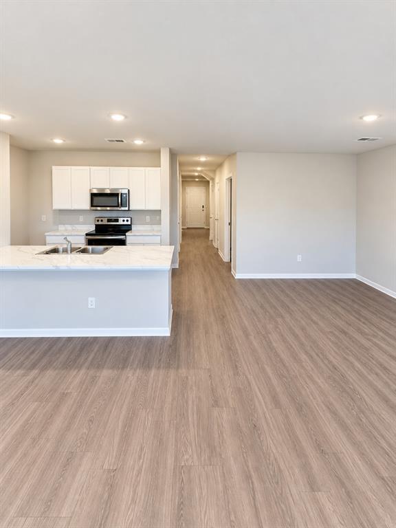 2312 Quail Hollow Property Photo 5