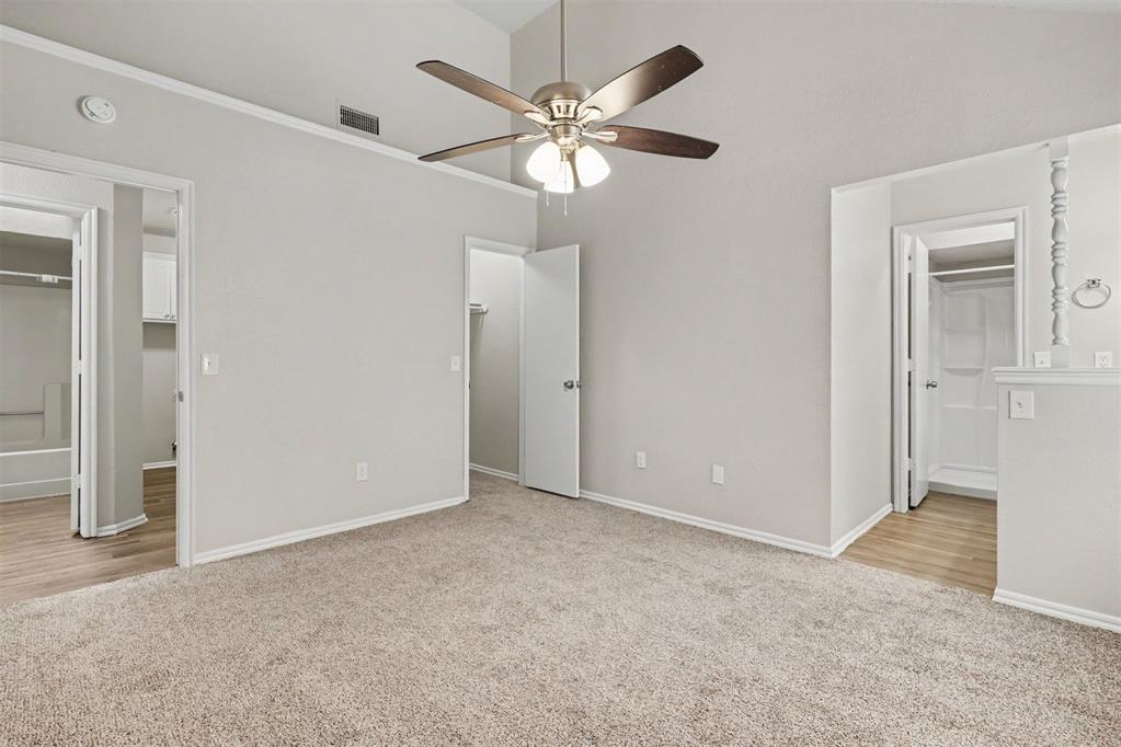 2113 S Robinson Avenue Property Photo 7