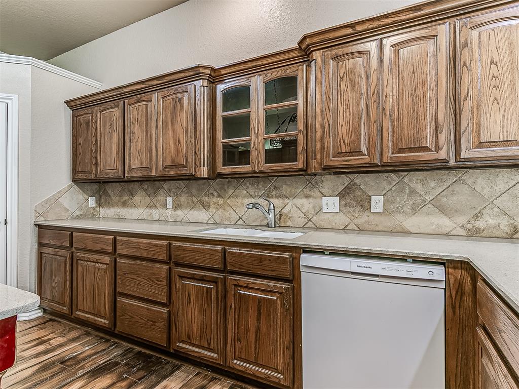 16609 Village Garden Drive Property Photo 16