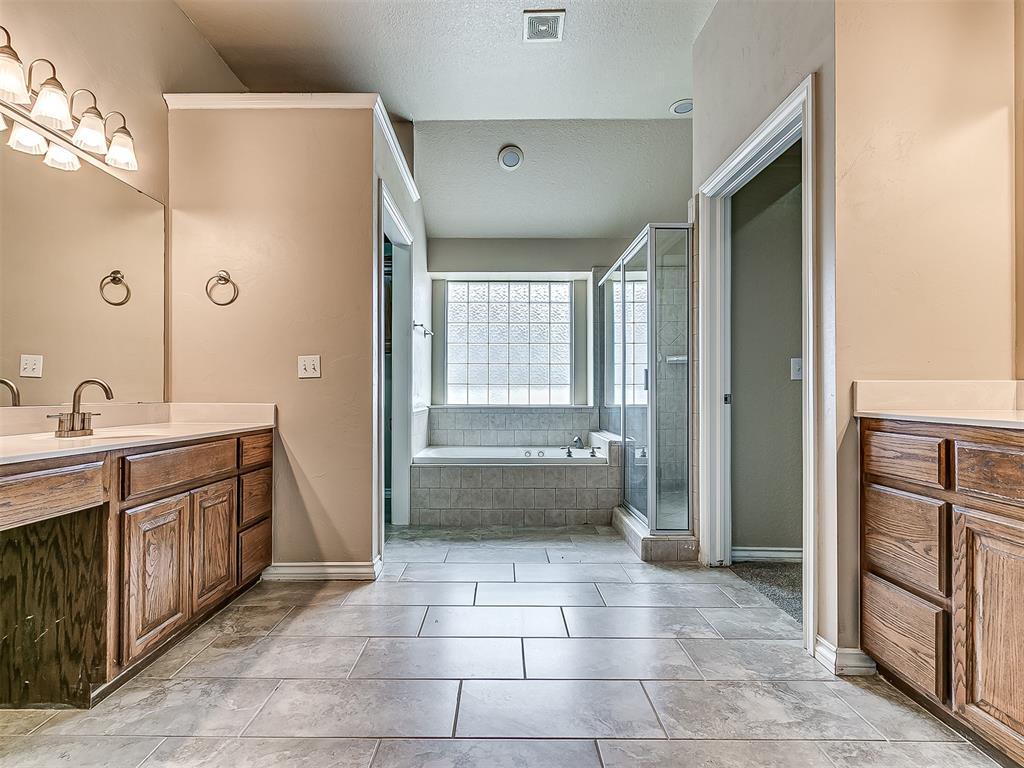 16609 Village Garden Drive Property Photo 22