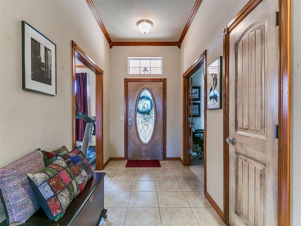 726 Silver Tree Drive Property Photo 6